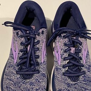Brooks ghost running shoe sz 7